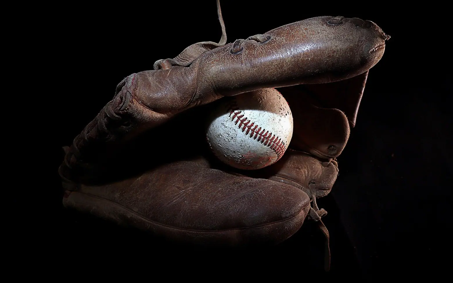 Glove, baseball and play
