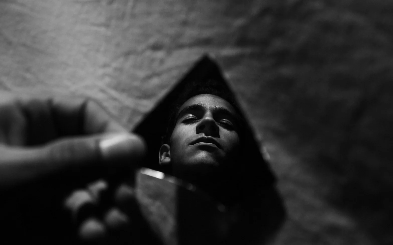 Mirror, man and darkness