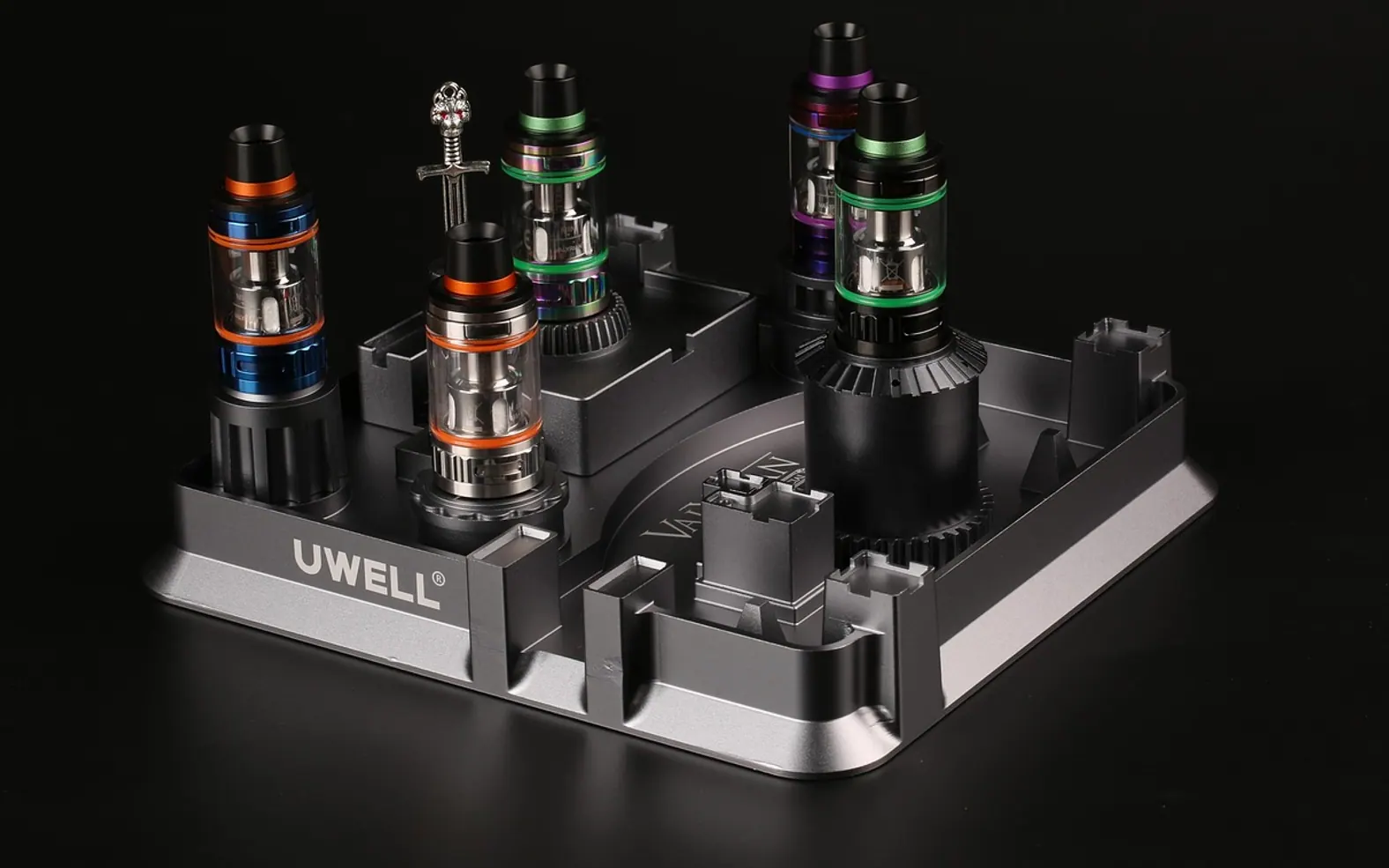 Electronic cigarette, black bottom and castle